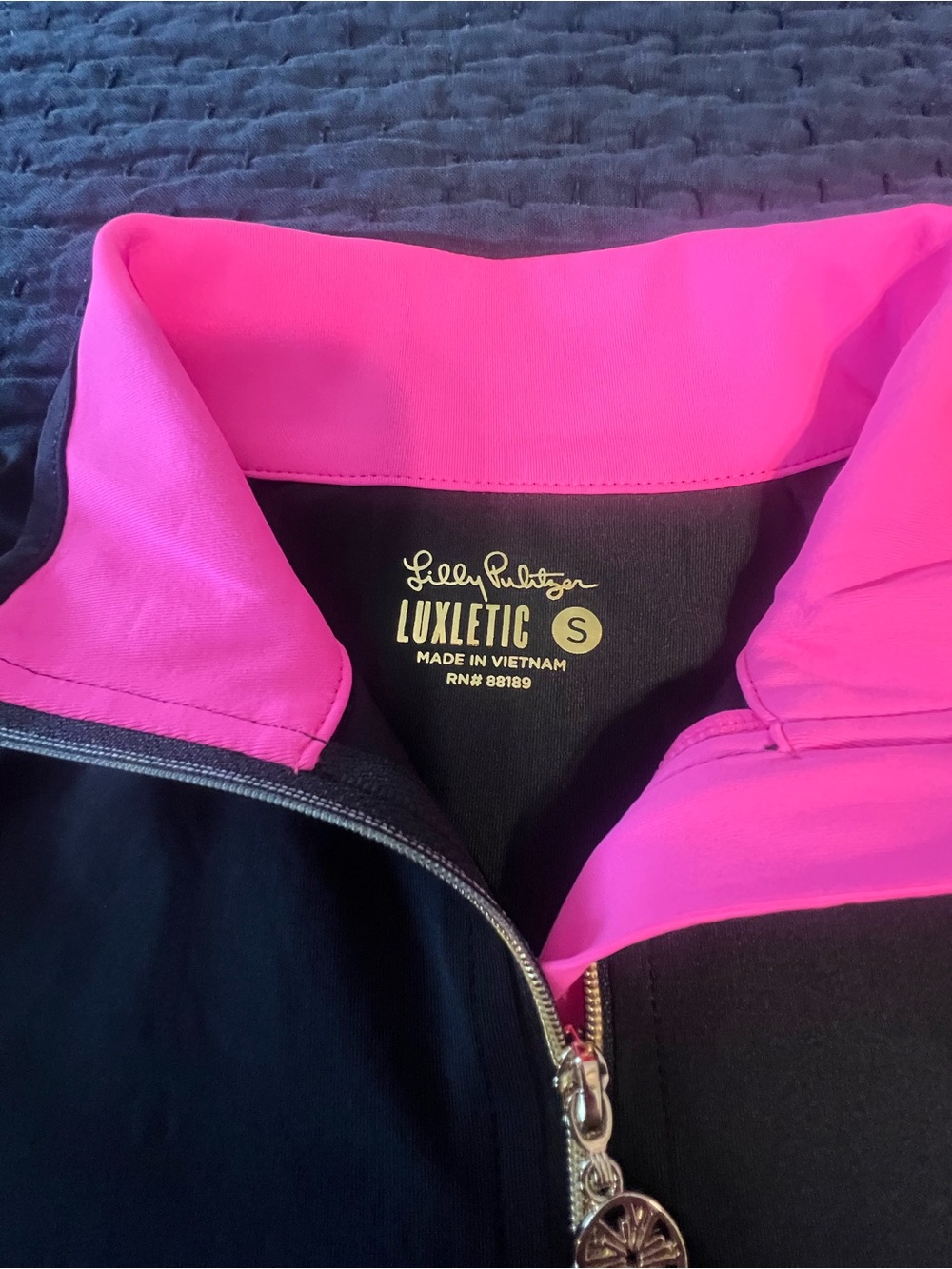 Lilly Pulitzer Justine Luxletic Pullover *Onyx* UPF 50+ - Small